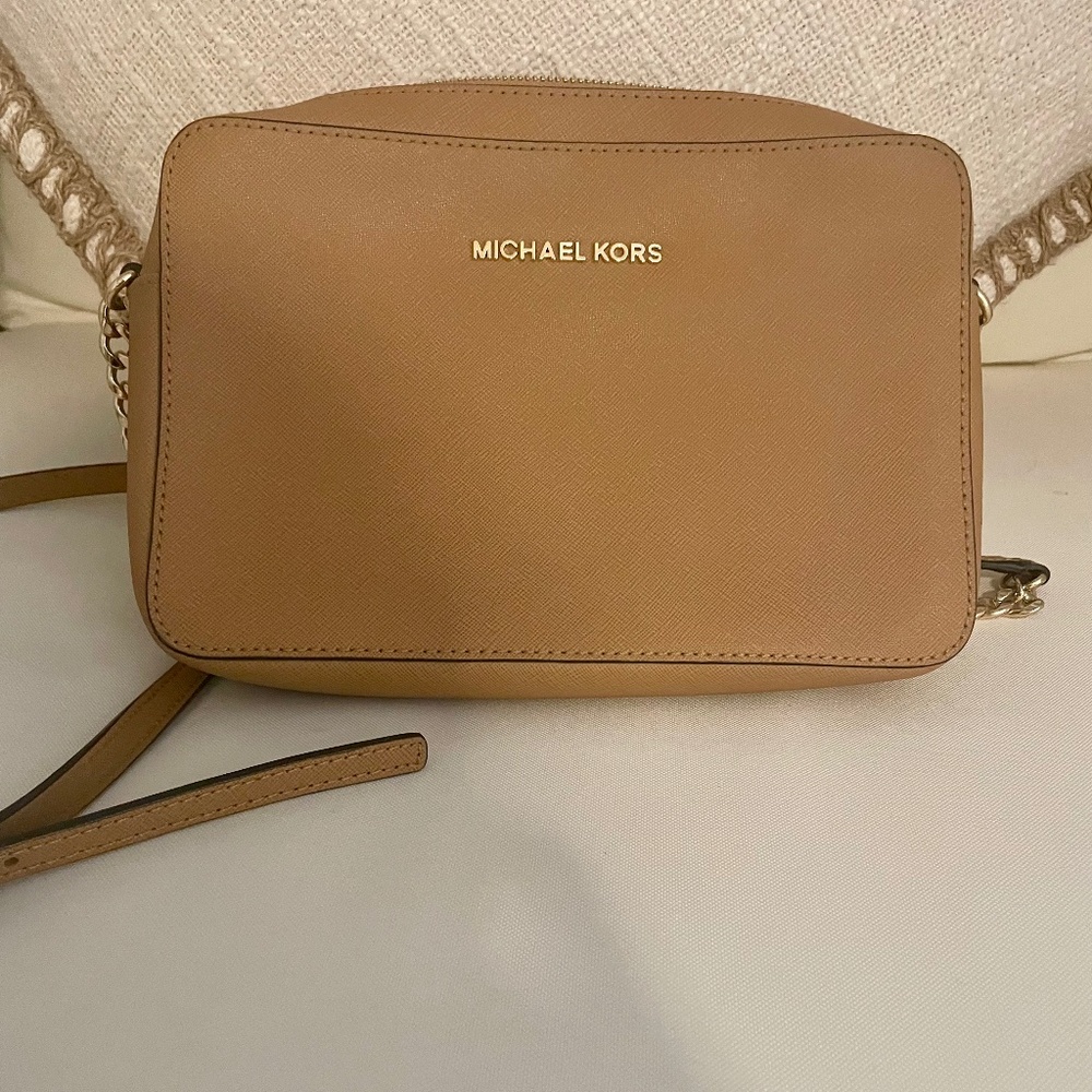 Crossbody bag